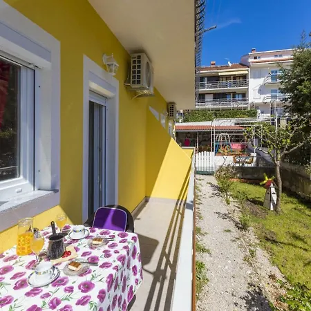 Lena Apartment