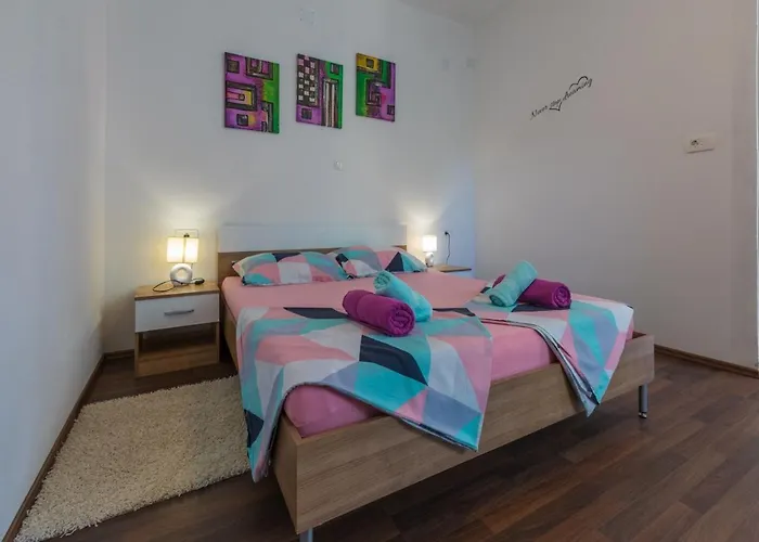 Apartament Lena
