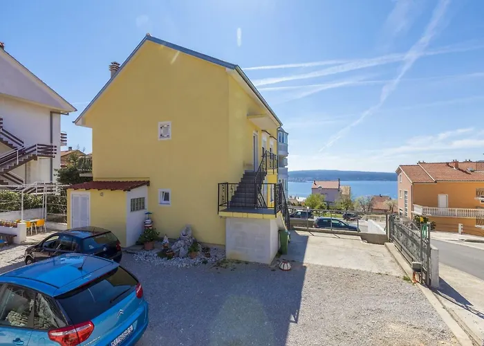 Lena Apartament *